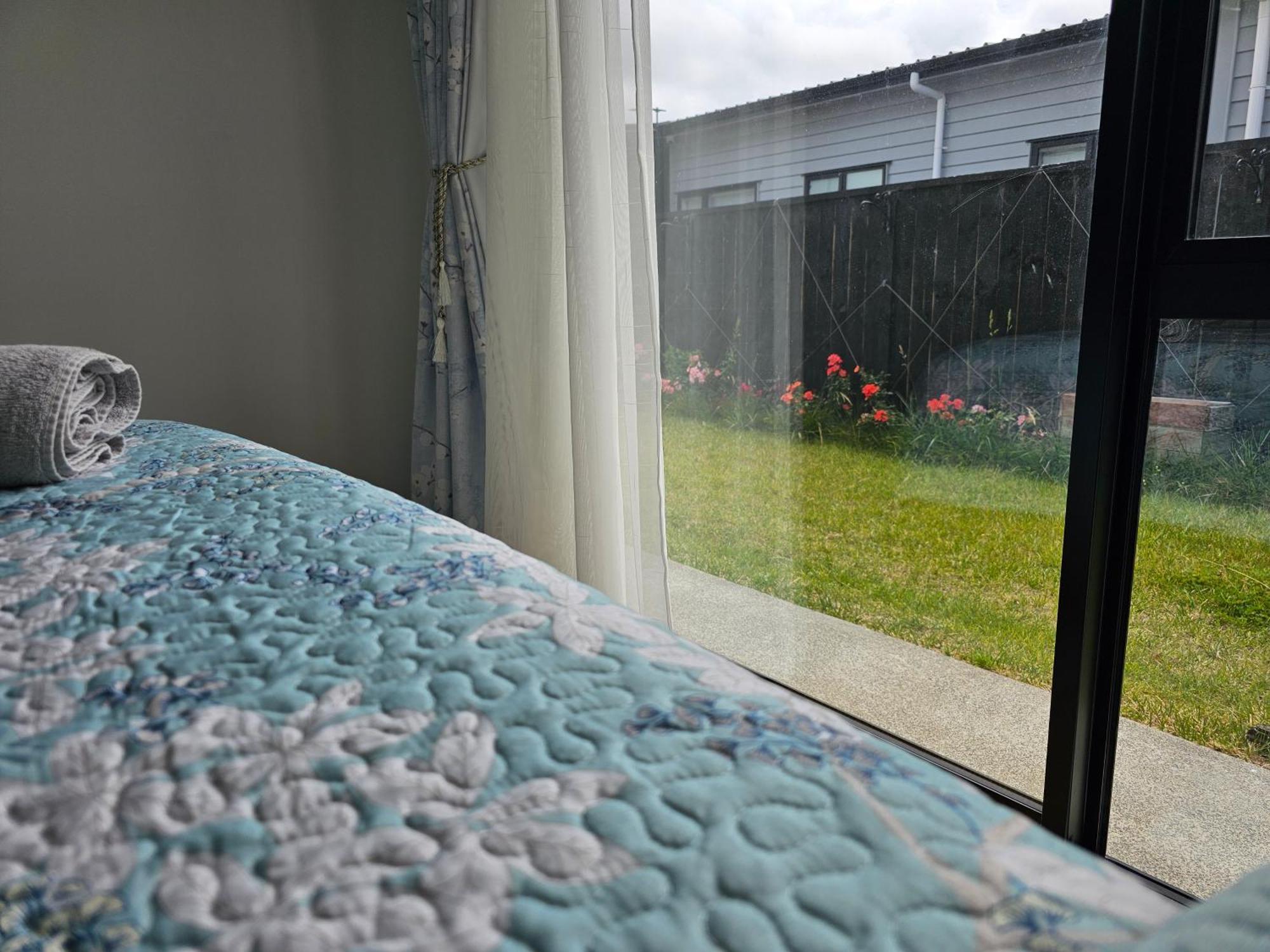Tui Nest Garden Unit Apartman Silverdale Kültér fotó